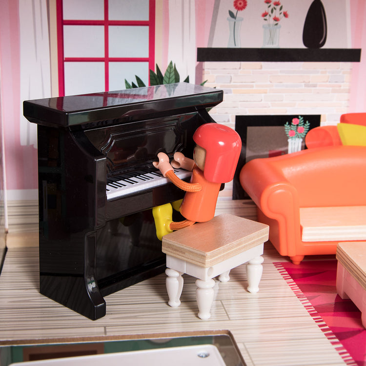 Bella's Dream Doll House
